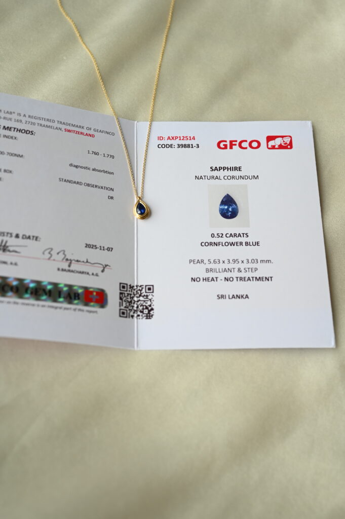 Сертификат от GFCO на нетретиран син сапфир